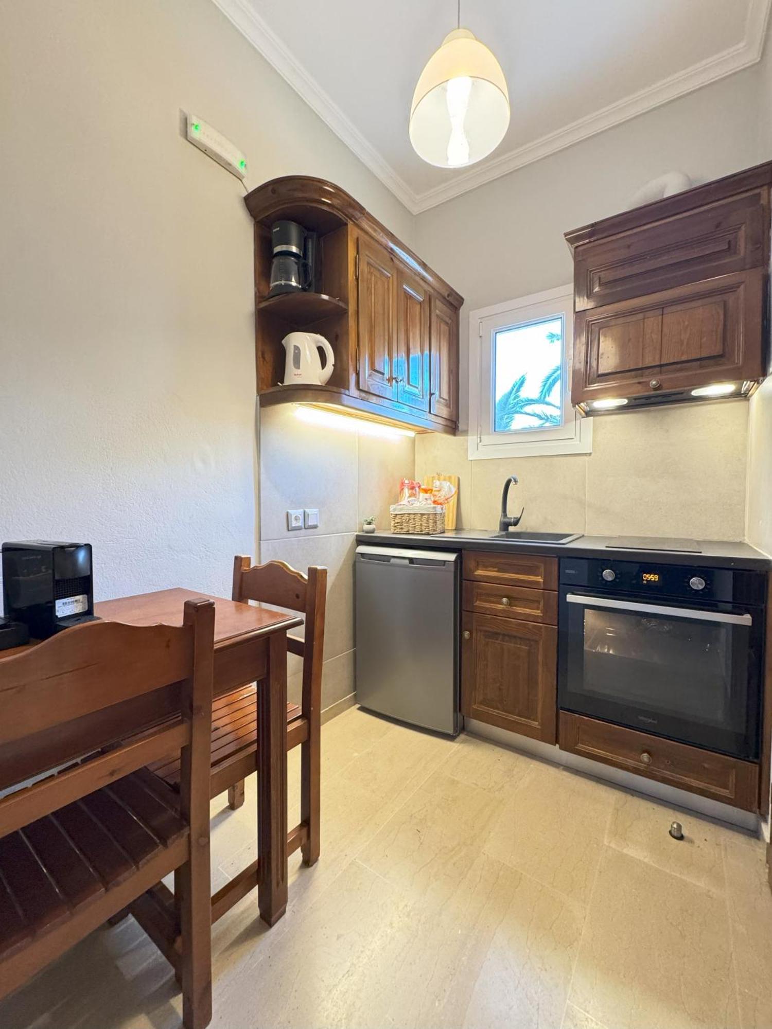 Villa Pami Almiros Beach Eksteriør bilde