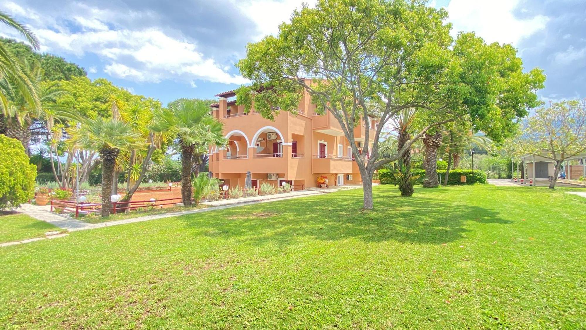 Villa Pami Almiros Beach Eksteriør bilde
